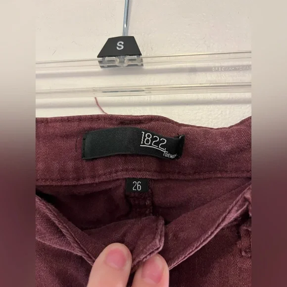 1882 Denim Lisbon Burgundy Skinny Jeans - Size 26 - Picture 4 of 6